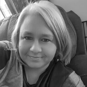 Meet your Posher, Chastity